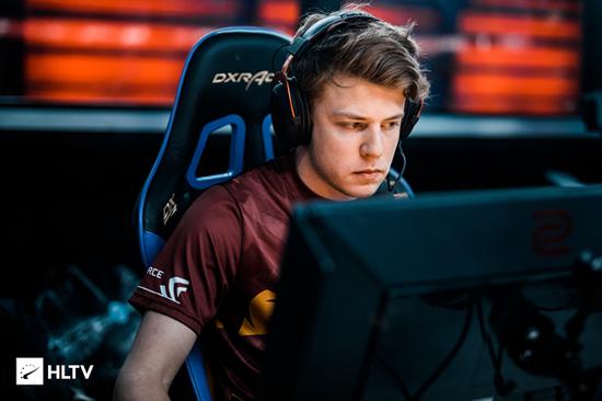 CS2 打破了在线人数峰值记录