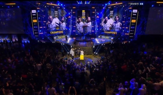 BLG教练BigWei：选手们做得很好，我们仍需要在夏季赛改进